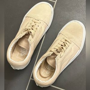LIGHT TAN PLATFORM VANS